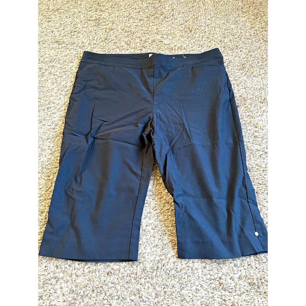 Chico's So Slimming Women's Black Bermuda Shorts 4 (20) Mid Rise Stretch Pockets